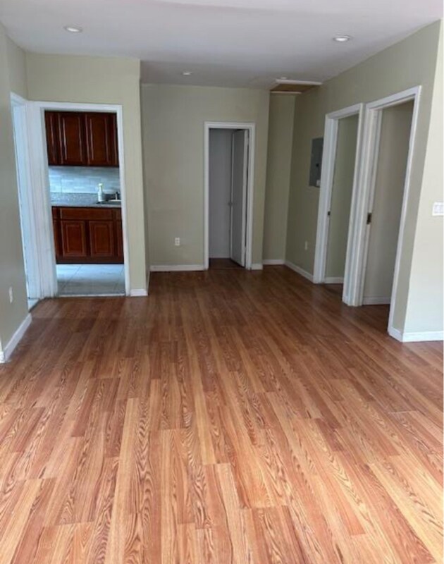 property at 206-07 Hillside Ave.