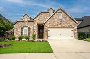 4604 SW Birmingham St in Bentonville, AR - Building Photo