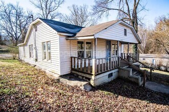 1138 Valley Dr SW in Knoxville, TN - Building Photo - Building Photo