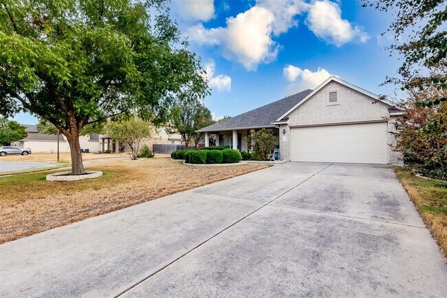 15437 Fisher Island Dr in Austin, TX - Building Photo - Building Photo