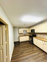 5767 Belcrest St in Houston, TX - Building Photo - Building Photo