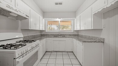 7634 Wilmerdean St in Houston, TX - Building Photo - Building Photo