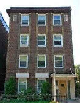 Raglan Gardens in Toronto, ON - Building Photo