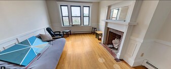 1682 Commonwealth Ave, Unit 4 in Boston, MA - Building Photo
