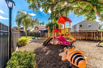 15805 W Waterside Cir-Unit -201 in Sunrise, FL - Building Photo - Building Photo