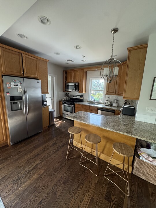 759 Pelhamdale Ave, Unit 3bedrrom in Pelham, NY - Foto de edificio