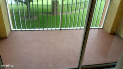 8630 Buccilli Dr-Unit -Apt 203 in Orlando, FL - Building Photo - Building Photo