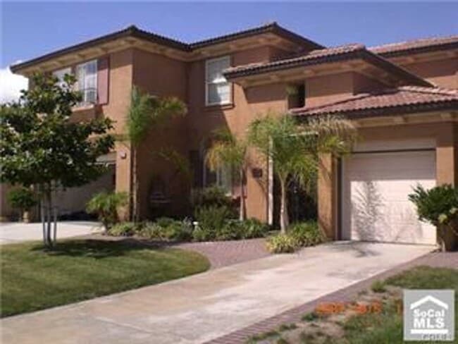 property at 40867 Bouvier Ct