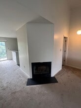 404 Peters Way in Wyomissing, PA - Building Photo - Building Photo
