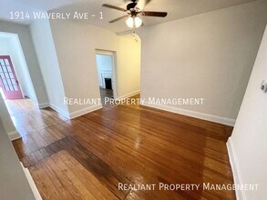 1914 Waverly Ave in Cincinnati, OH - Building Photo - Building Photo