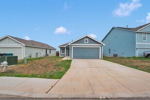 623 Vermilion in San Antonio, TX - Building Photo