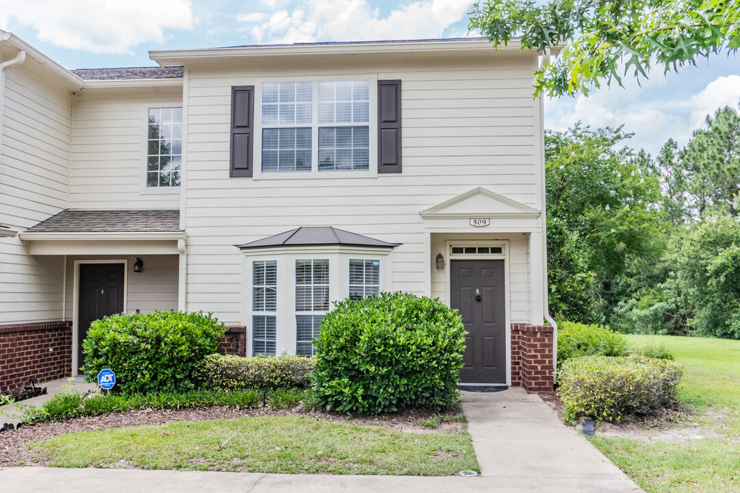 509 Wingspan Way in Crestview, FL - Building Photo