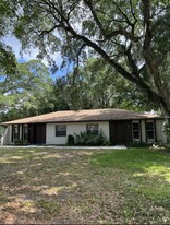 2123 King Ave in Lakeland, FL - Building Photo