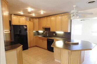 2619 Sunnyside St in Sarasota, FL - Building Photo - Building Photo