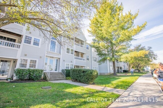 8589 Falls Run Rd in Ellicott City, MD - Building Photo - Building Photo