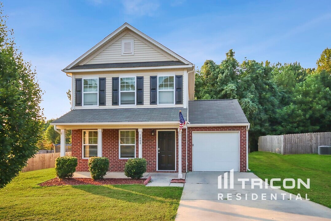 1408 Logan Patrick Court in Gastonia, NC - Building Photo