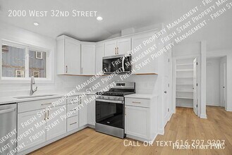 2000 32nd St in Holland, MI - Building Photo - Building Photo