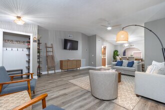 9605 129th Ave in Largo, FL - Building Photo - Building Photo