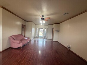 616 Morningside Dr in Yukon, OK - Building Photo - Building Photo