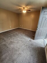 Decatur Place Apartments in Decatur, AL - Building Photo - Building Photo