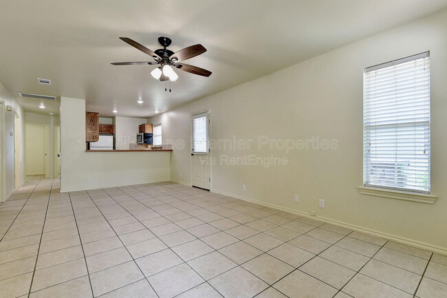 1019 Rice St in Denison, TX - Building Photo - Building Photo