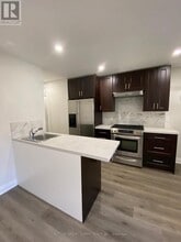 239 Main St in Schomberg, ON - Building Photo - Building Photo