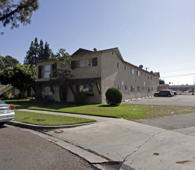 12601 Kensington Ln in Garden Grove, CA - Building Photo - Building Photo