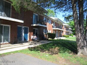 45 Broad St in Freehold, NJ - Building Photo - Building Photo