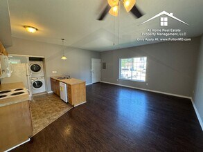 211 N Main St in Auxvasse, MO - Building Photo - Building Photo