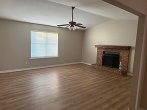 10 John Robert Ct in Longview, TX - Building Photo - Building Photo