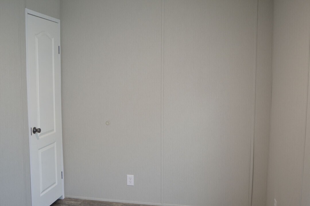 100 Garlington Cir in Waycross, GA - Building Photo