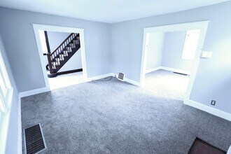 1598 Pilgrim St in Akron, OH - Building Photo - Building Photo