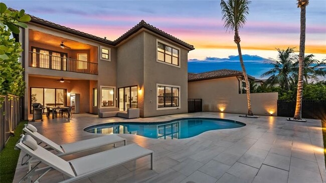 property at 9571 Eden Roc Ct