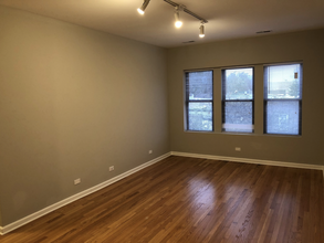 3217 W Cullom Ave in Chicago, IL - Building Photo - Building Photo