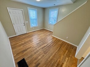 2456-2458-2458 N Pearl St in Columbus, OH - Building Photo - Building Photo