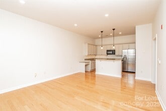 1903 Kenilworth Ave in Charlotte, NC - Building Photo - Building Photo