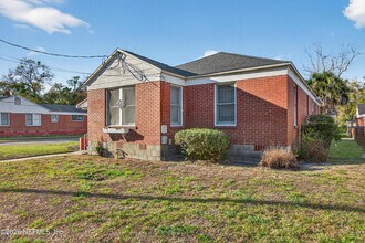 345 E 44th St in Jacksonville, FL - Building Photo - Building Photo