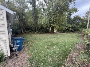 1021 Mount St in Gary, IN - Foto de edificio - Building Photo