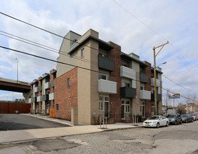 412 Luxe in Philadelphia, PA - Building Photo - Building Photo