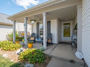 5123 Rocky Mountain Dr in Indianapolis, IN - Foto de edificio - Building Photo