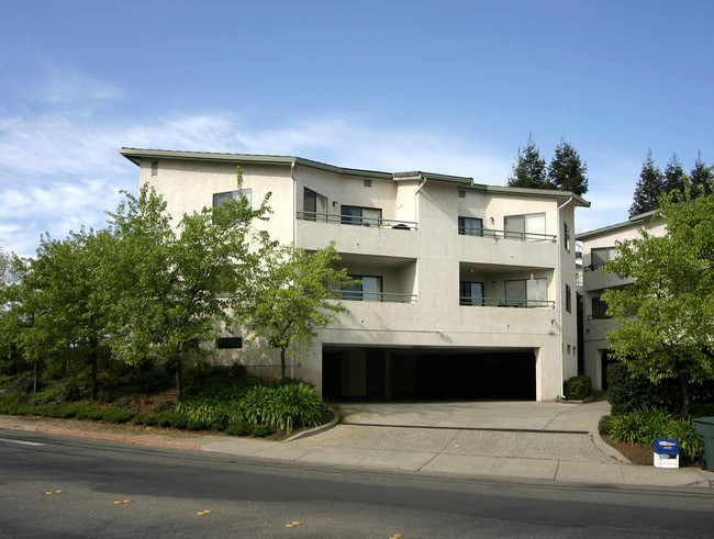 1507-1509 Farm Bureau Rd in Concord, CA - Foto de edificio - Building Photo