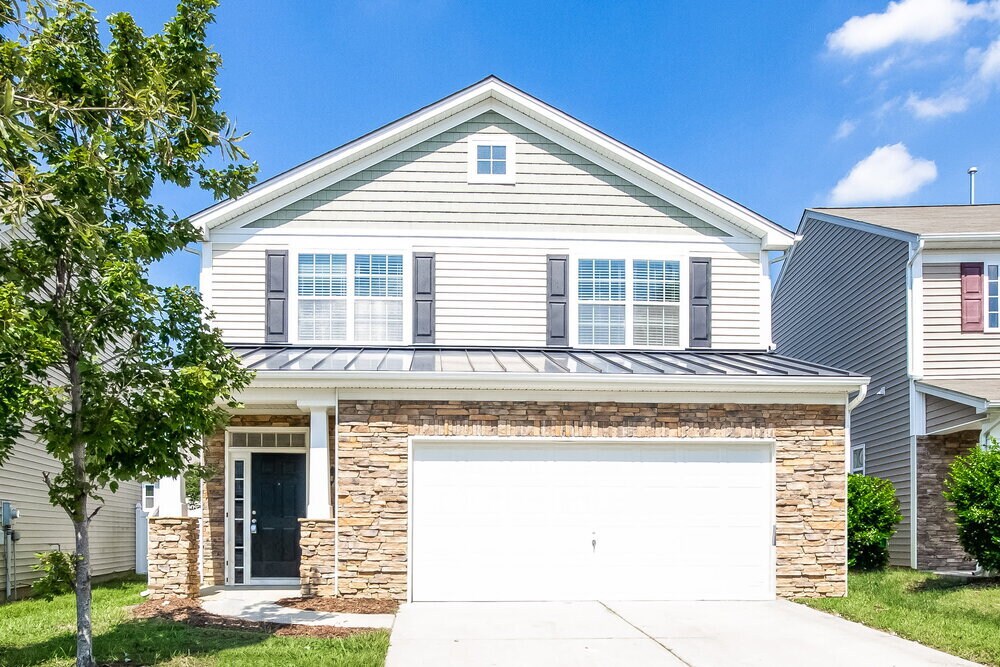 812 Old Forester Ln in Charlotte, NC - Building Photo