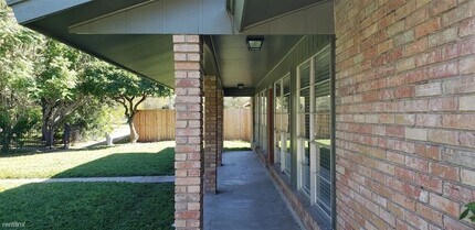 5618 Byron Nelson Dr in Harlingen, TX - Building Photo - Building Photo