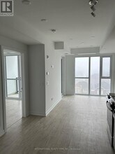 770 Whitlock Ave in Milton, ON - Building Photo - Building Photo