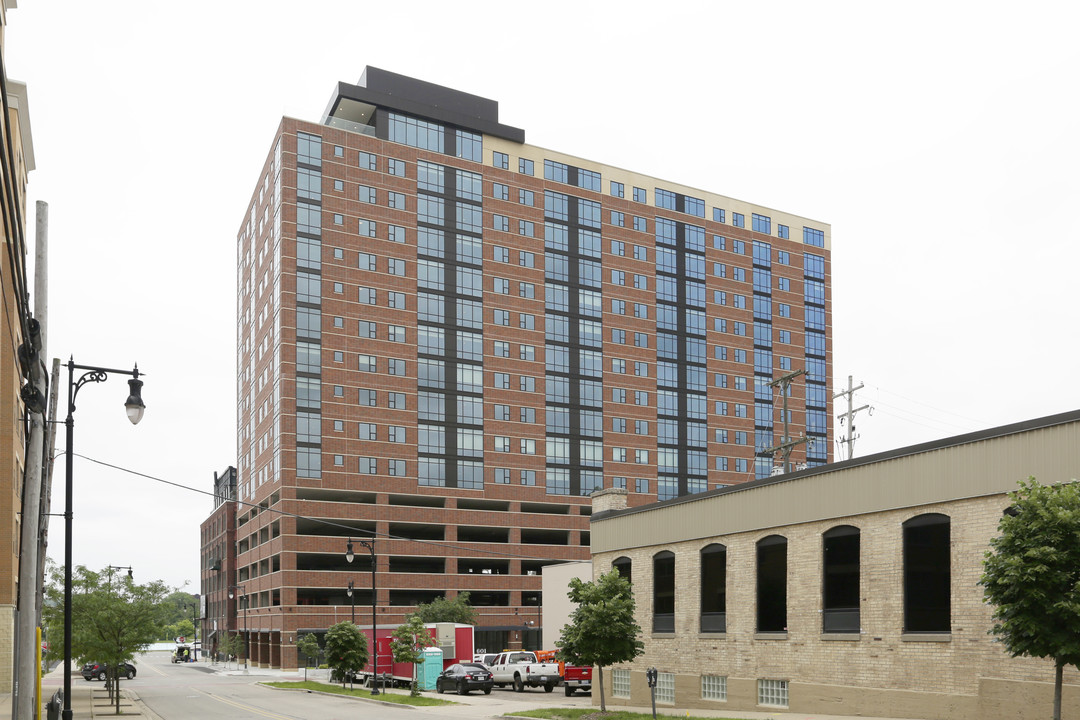 601 Bond Phase II in Grand Rapids, MI - Building Photo