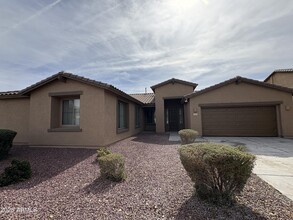 2703 E Zion Way in Chandler, AZ - Building Photo - Building Photo