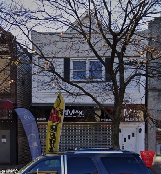 property at 944 Elizabeth Ave