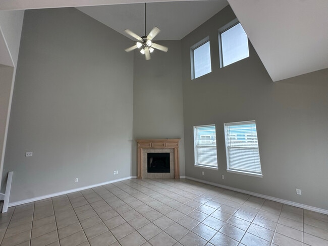 15505 Palmira Ave in Corpus Christi, TX - Building Photo - Building Photo