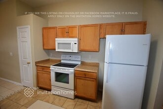 2025 Bell Ranch St in Brandon, FL - Building Photo - Building Photo