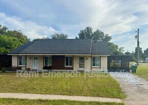 162 Landmark St in Deltona, FL - Building Photo
